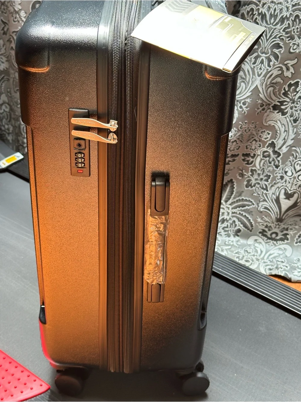 U.S. Army Black Hard Shell Carry-On Luggage  24”